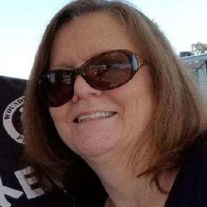 Meet your Posher, Meshelle